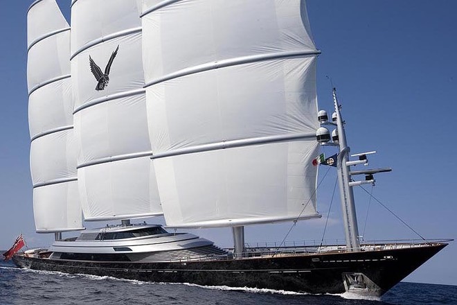 Carbon fibre masts on Maltese Falcon ©  SW